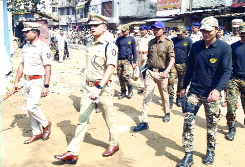 भंडारा जिल्हा पोलीसांचा निवडणुक अनुषंगाने तुमसर शहरात μलॅग मार्च