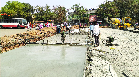 अखेर तुमसरातील एसटी बसस्थानकात रखडलेल्या बांधकामाला सुरुवात